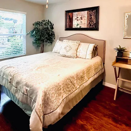 Serenity Gardens Private Guest Suite In Historic Lutz